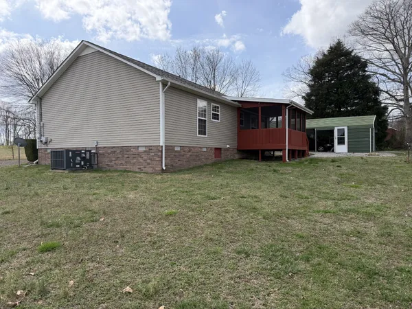 $259,000 | 70 Dunn Leoma Road, Leoma, TN 38468
