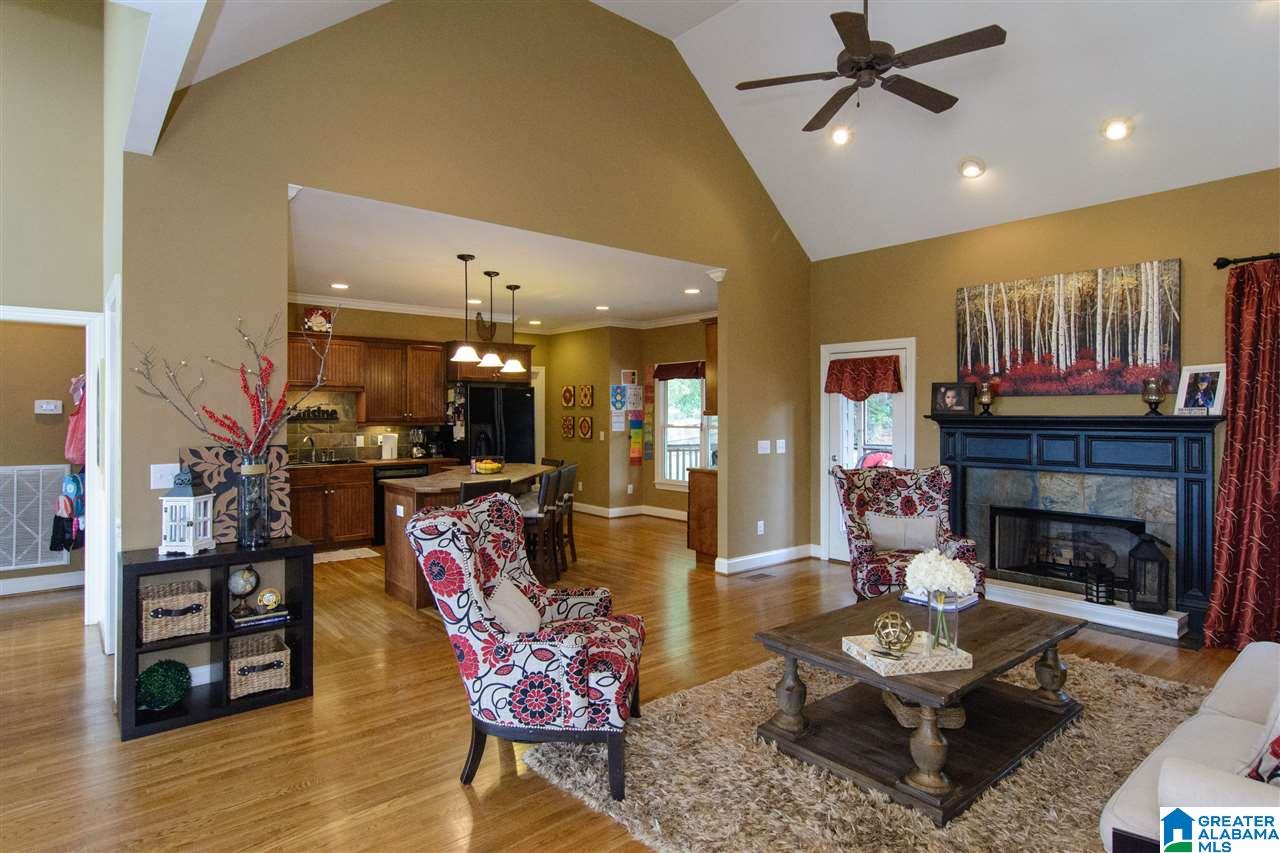 275 Linwood Road Sterrett, AL 35147 - Photo 6 of 38