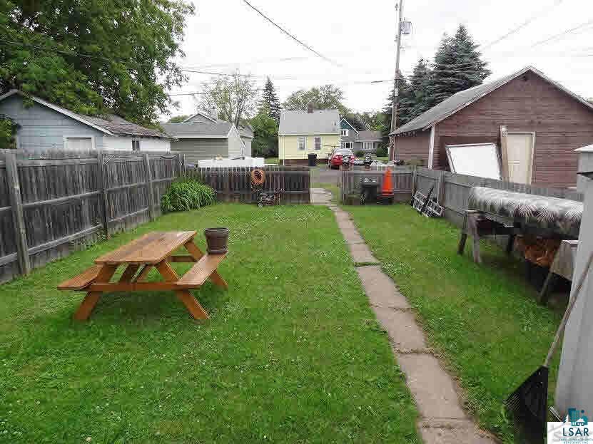 1620 Iowa Avenue Superior, WI 54880 - Photo 4 of 12