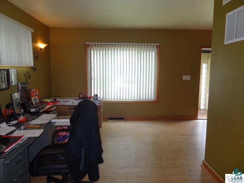 1620 Iowa Avenue Superior, WI 54880 - Photo 6 of 12