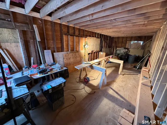 $269,000 | 141 Poquonnock Road, Groton, CT 06340