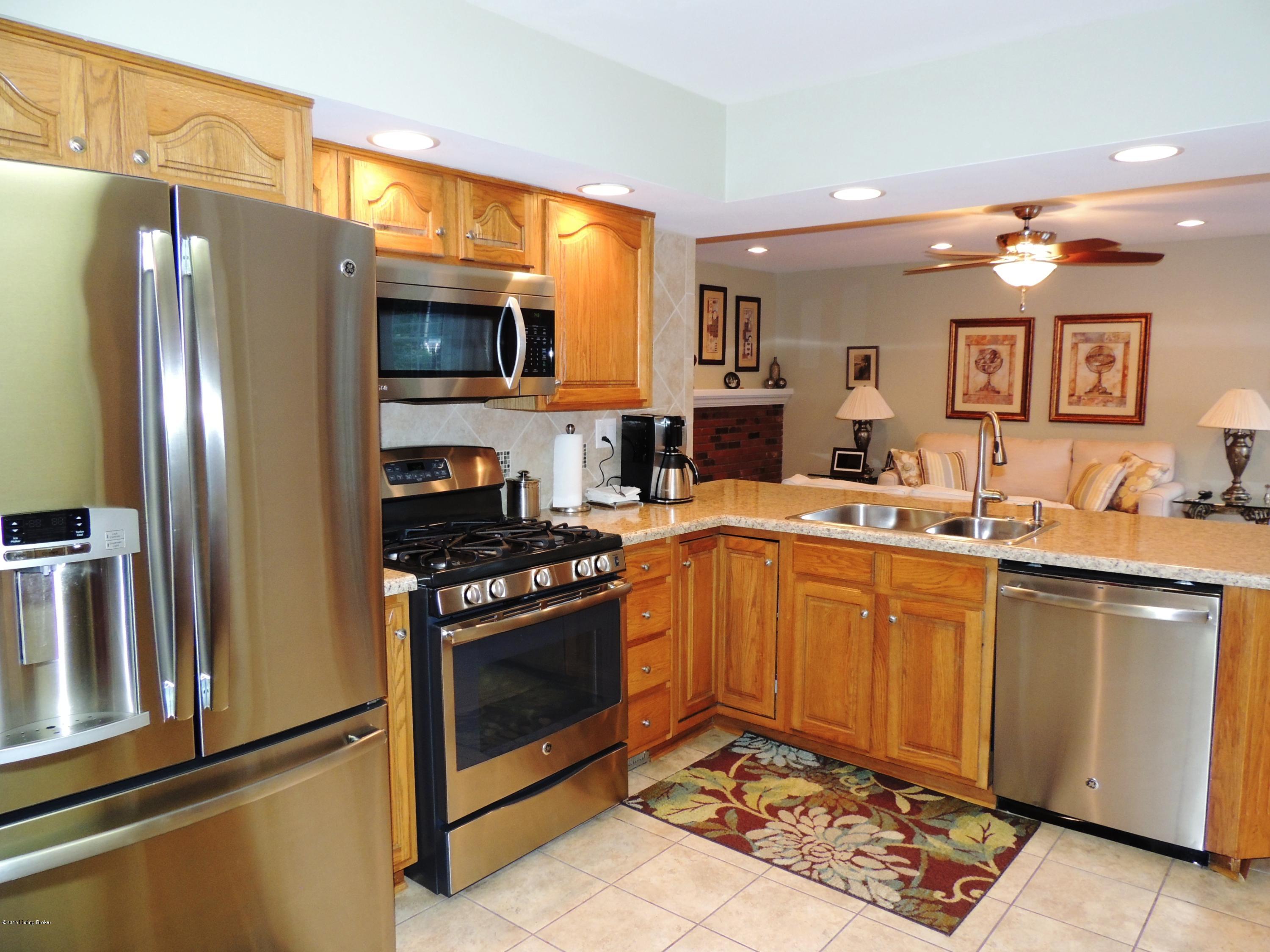 11017 Finchley Road Louisville, KY 40243 - Photo 22 of 49 DSCN1245