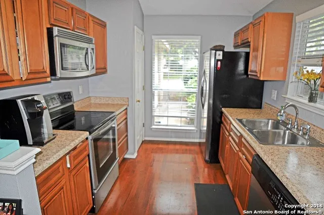 $1,400 | 9007 Arch Bridge, San Antonio, TX 78254