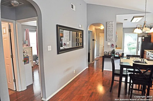 $1,400 | 9007 Arch Bridge, San Antonio, TX 78254