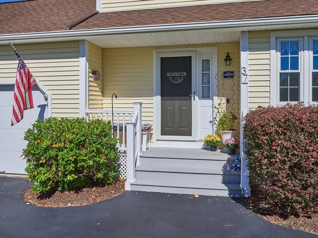 $449,900 | 37 Godfrey Lane, Unit 37, Milford, MA 01757