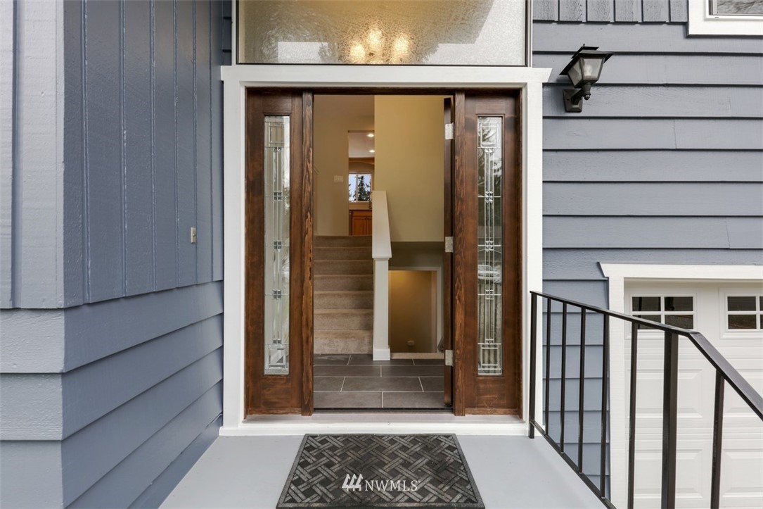 13820 Southeast 142nd Street Renton, WA 98059 - Photo 2 of 16 Gallery Image 2