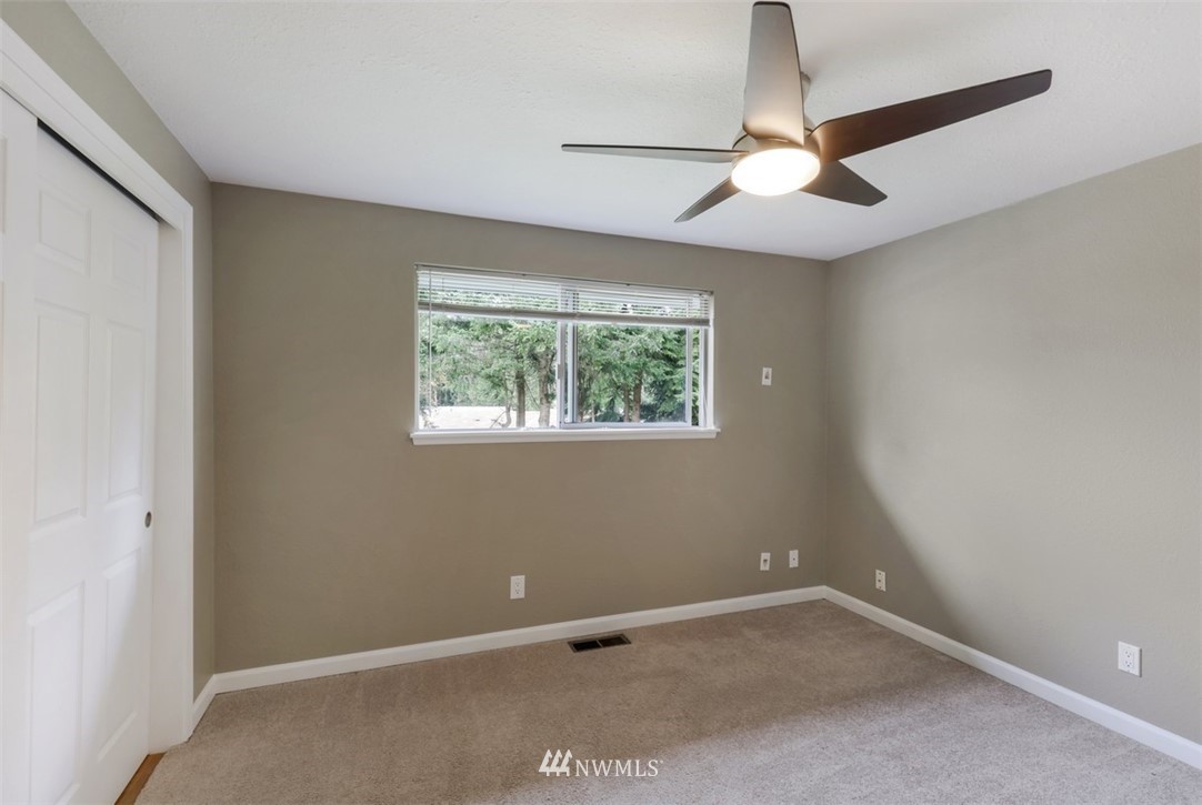 13820 Southeast 142nd Street Renton, WA 98059 - Photo 12 of 16 Gallery Image 12