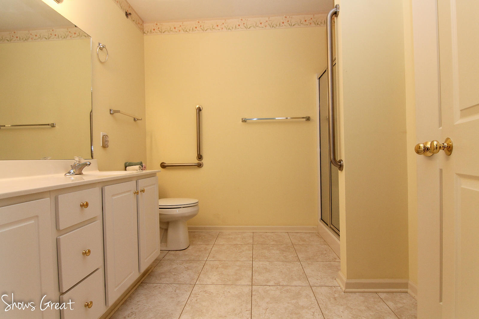 4438 Pheasant Ridge Road, Unit 402 Roanoke, VA 24014 - Photo 17 of 30 IMG_4471