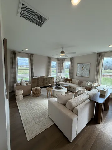 $394,999 | 317 Black Bear Dr Mount, Mount Pleasant, TN 38474