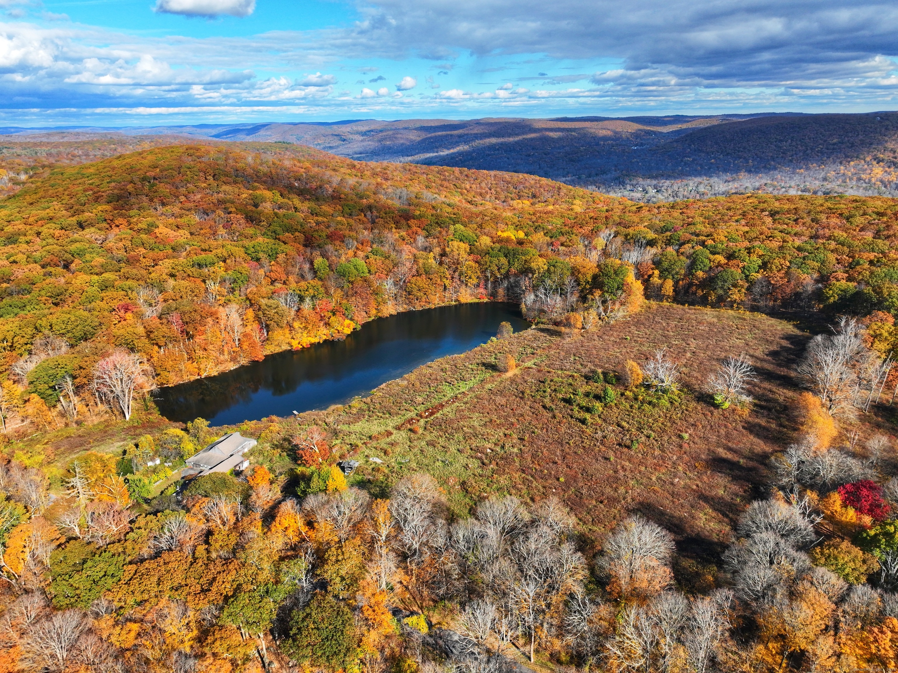 308 Skiff Mountain Road Kent, CT 06757 - Photo 6 of 18 a view of an ocean