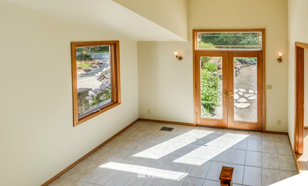 19011 County Line Road Stanwood, WA 98292 - Photo 8 of 25 Gallery Image 8