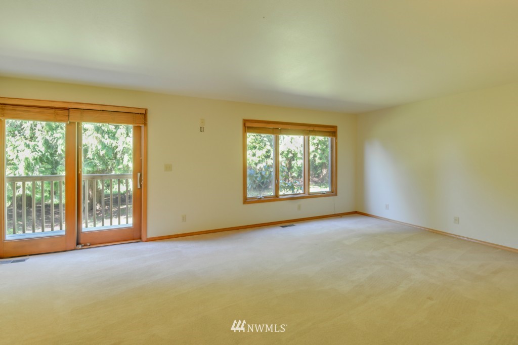 19011 County Line Road Stanwood, WA 98292 - Photo 10 of 25 Gallery Image 10