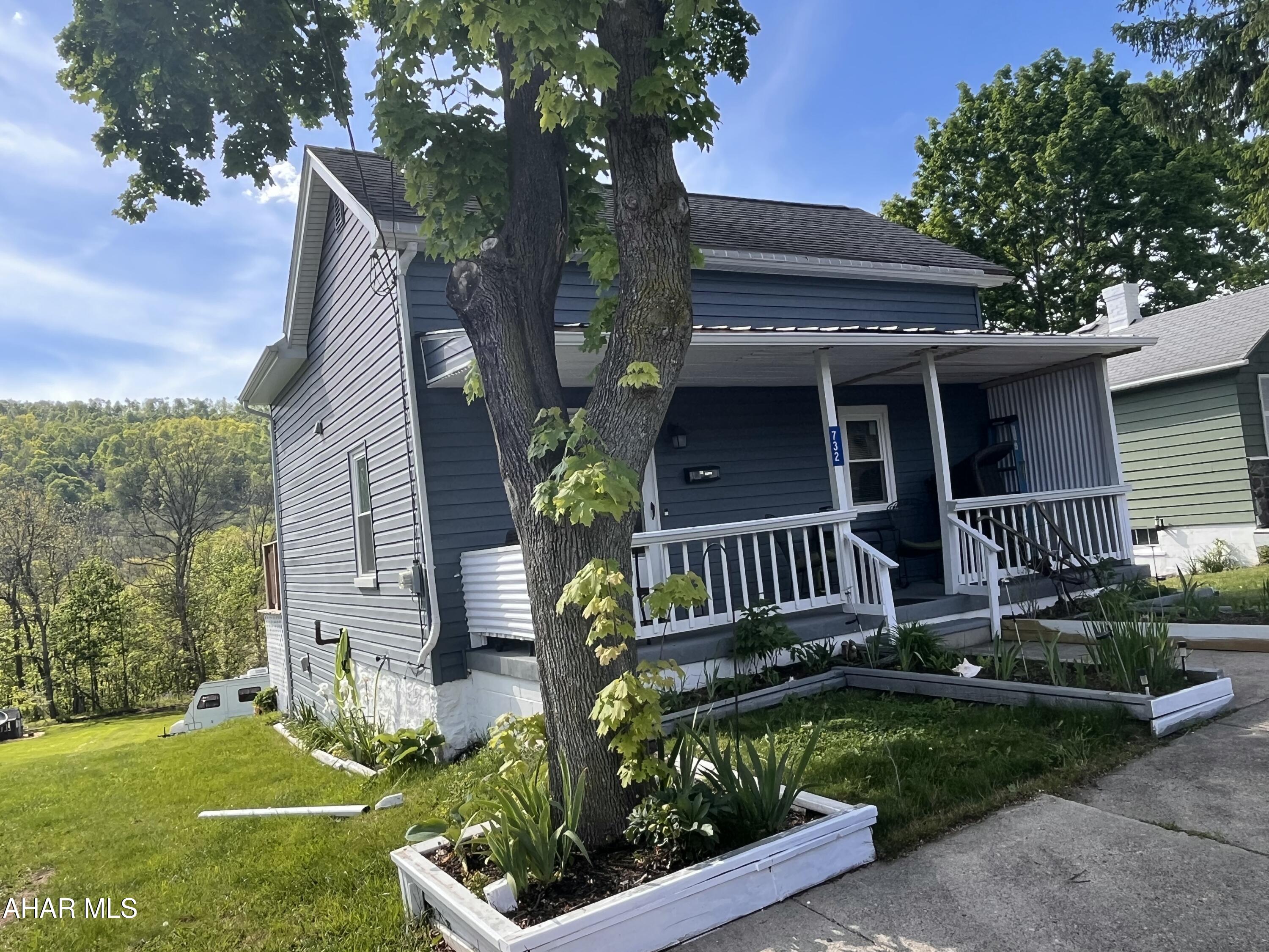 732 Sugar Street Roaring Spring, PA 16673 - Photo 8 of 27