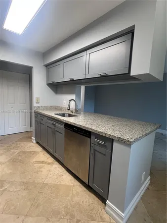 $2,300 | 9777 Westview Drive, Unit 1128, Coral Springs, FL 33076