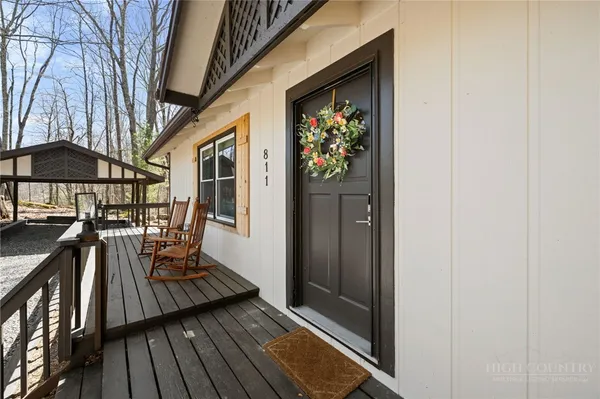 $475,000 | 811 Pine Ridge Road, Beech Mountain, NC 28604