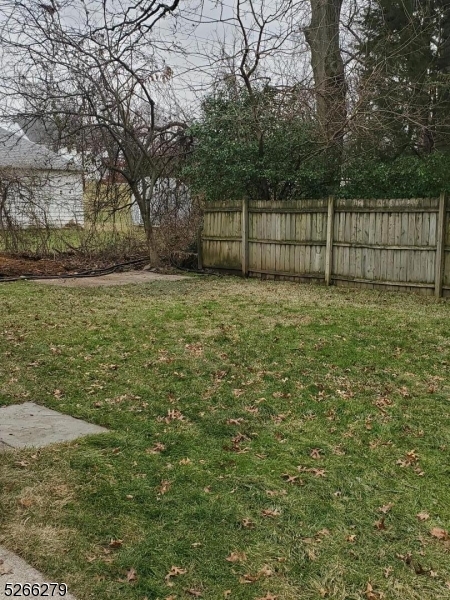 23 Hepburn Road Clifton, NJ 07012 - Photo 19 of 19