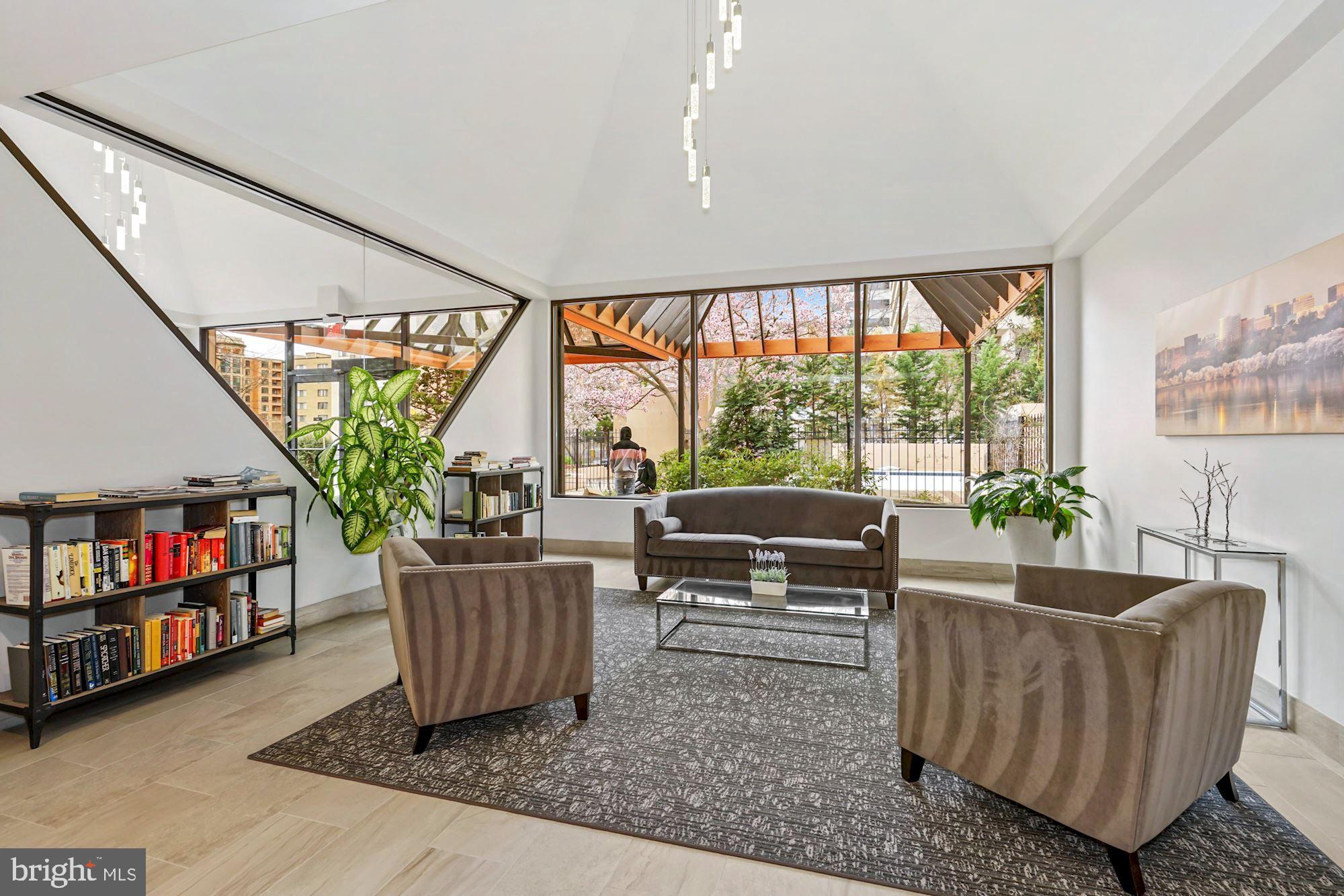 1301 North Courthouse Road, Unit 807 Arlington, VA 22201 - Photo 23 of 33