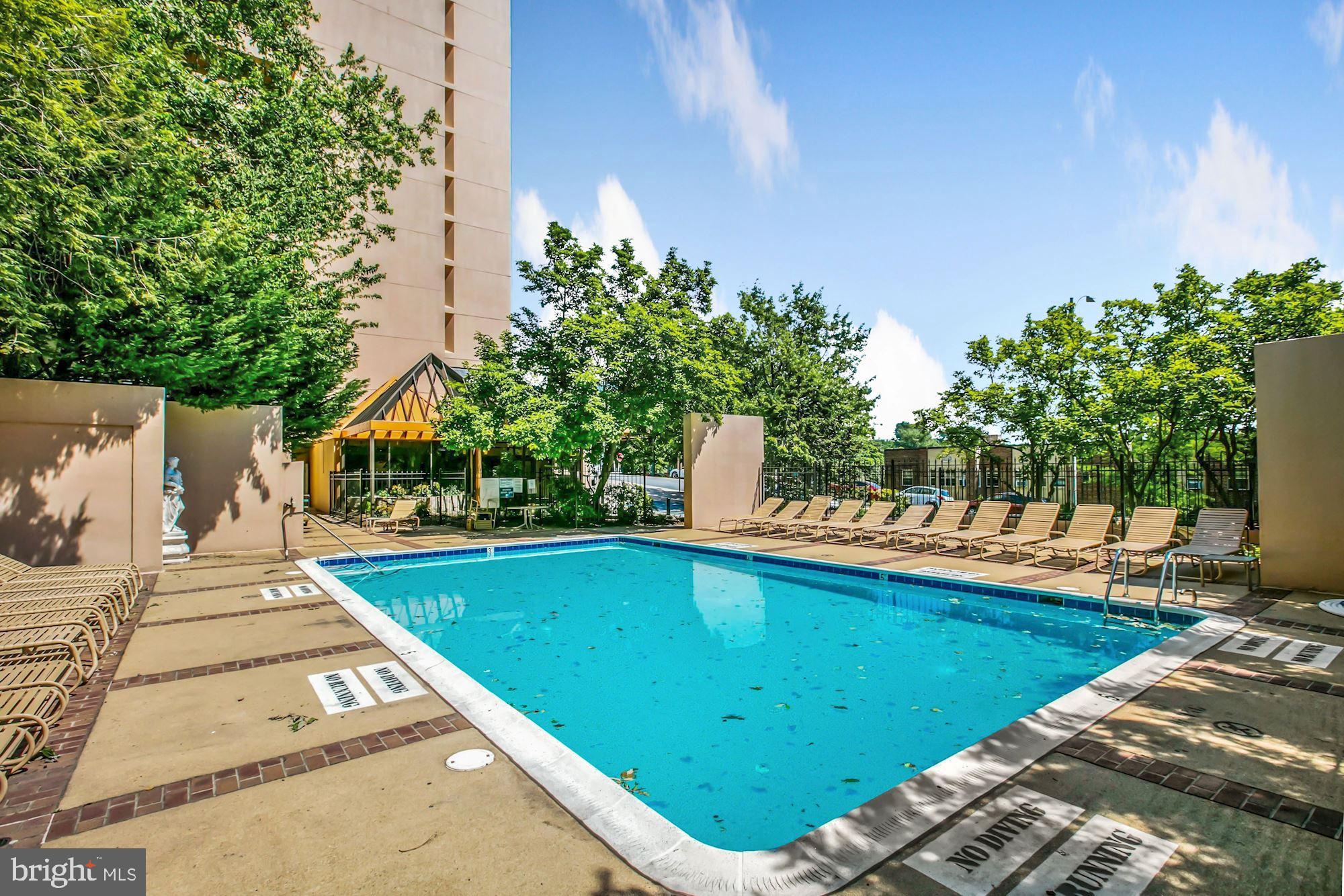 1301 North Courthouse Road, Unit 807 Arlington, VA 22201 - Photo 26 of 33