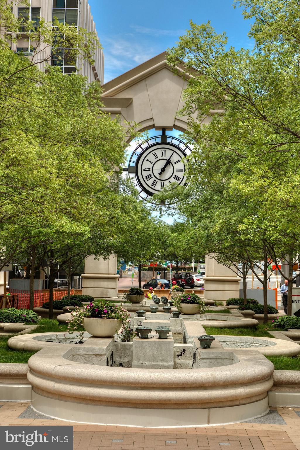 1301 North Courthouse Road, Unit 807 Arlington, VA 22201 - Photo 27 of 33