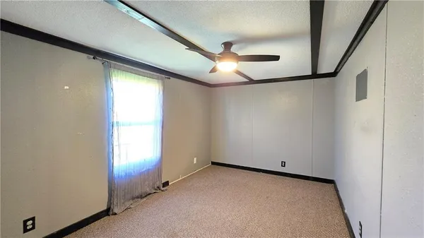 $135,000 | 623 Commercial Street, Chillicothe, MO 64601