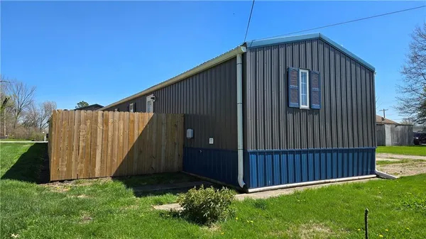 $135,000 | 623 Commercial Street, Chillicothe, MO 64601