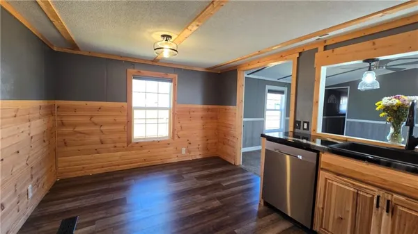 $135,000 | 623 Commercial Street, Chillicothe, MO 64601