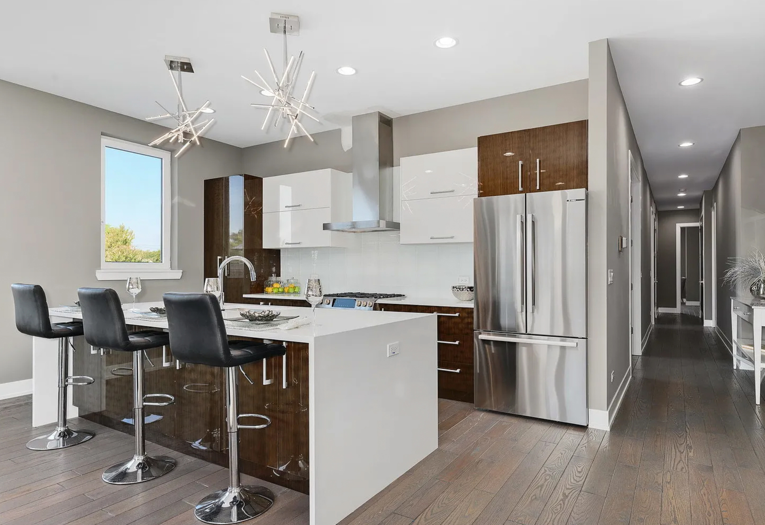 2444 West Irving Park Road, Unit 2E Chicago, IL 60618 - Photo 4 of 19