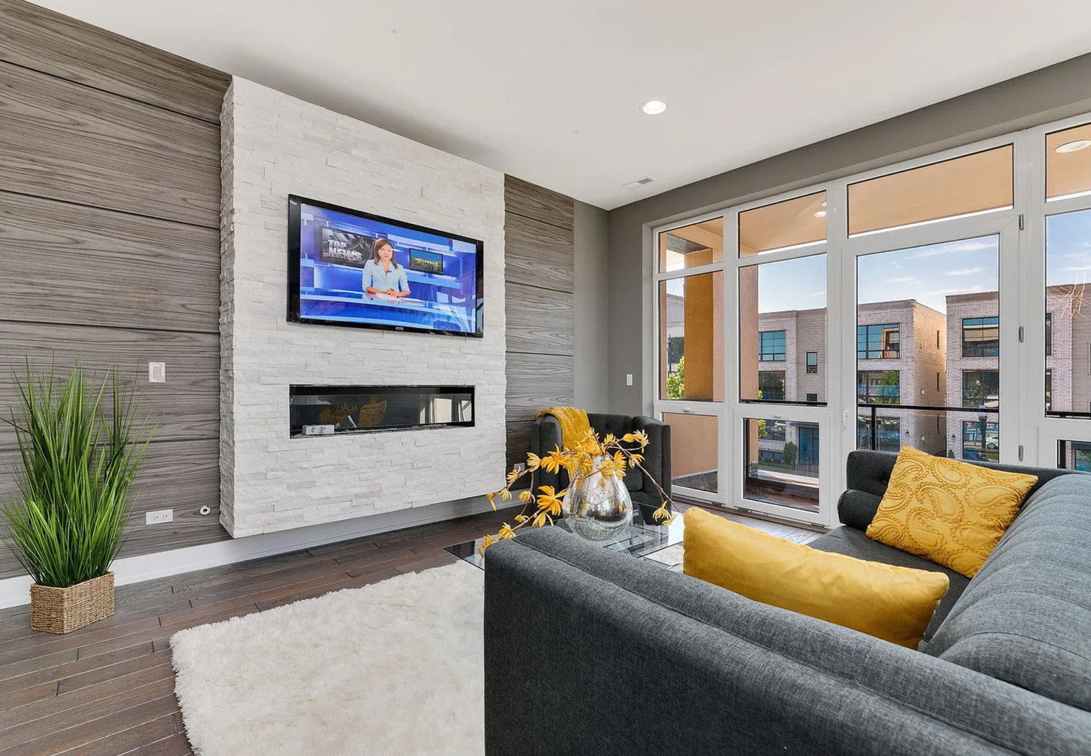 2444 West Irving Park Road, Unit 2E Chicago, IL 60618 - Photo 8 of 19