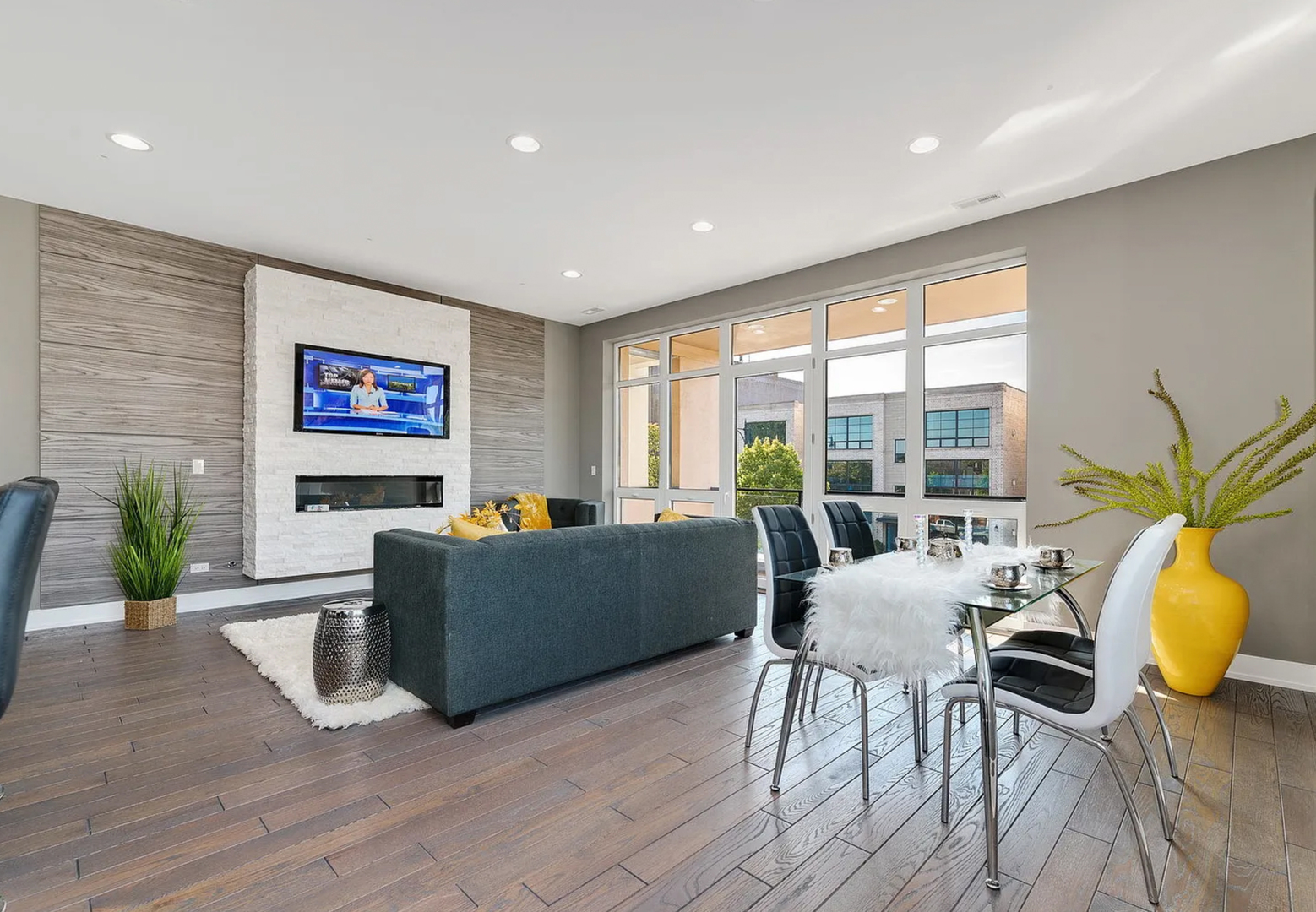 2444 West Irving Park Road, Unit 2E Chicago, IL 60618 - Photo 10 of 19