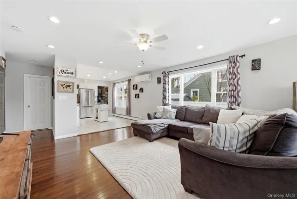 $599,999 | 205 Oak Street, Patchogue, NY 11772