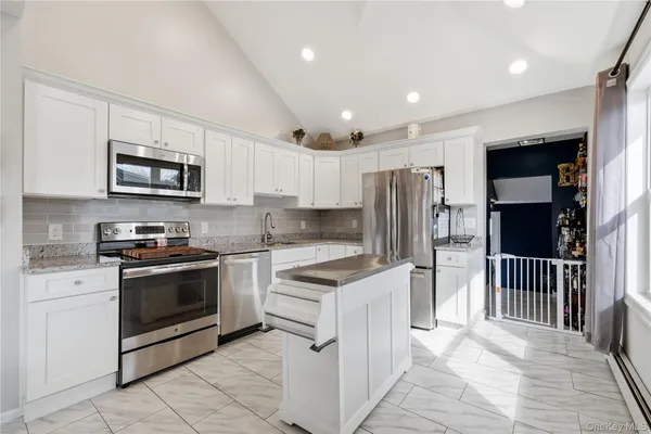 $599,999 | 205 Oak Street, Patchogue, NY 11772