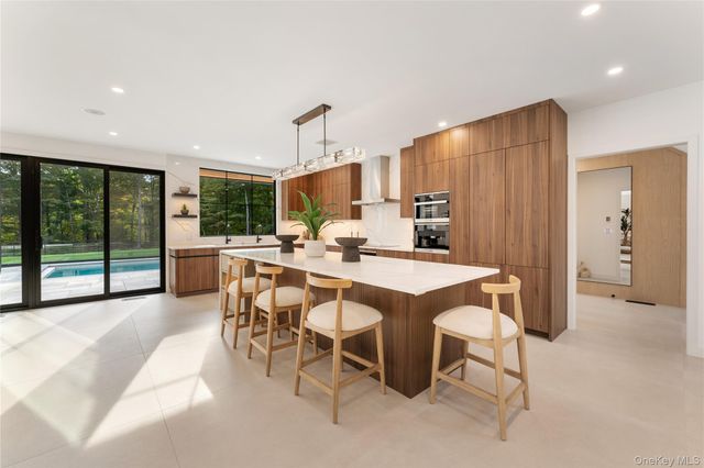 $5,450,000 | 45 Pine Hill Drive, South Salem, NY 10590