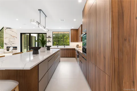 $5,450,000 | 45 Pine Hill Drive, South Salem, NY 10590