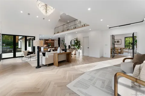 $5,450,000 | 45 Pine Hill Drive, South Salem, NY 10590