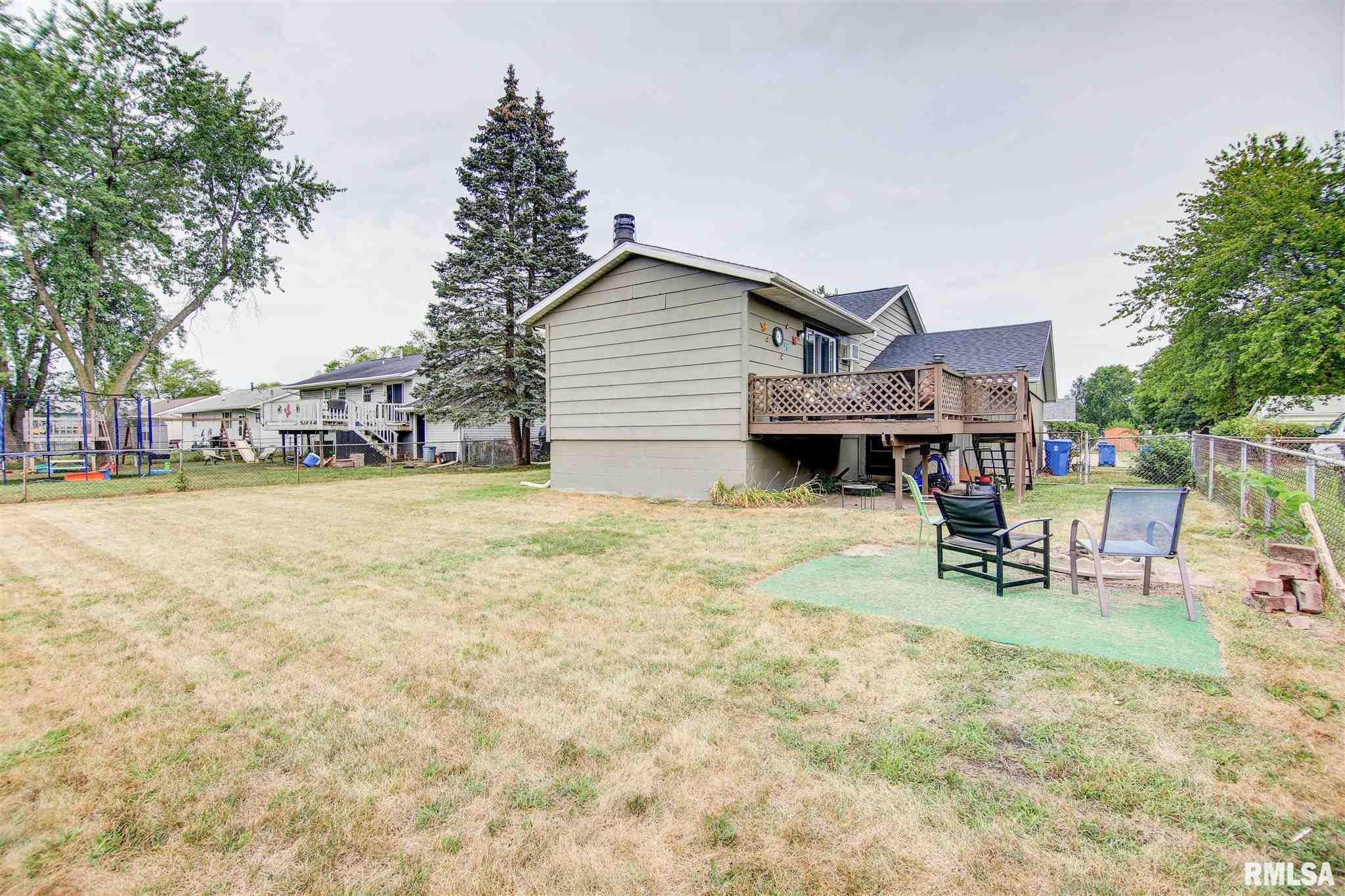1611 Middle Road Camanche, IA 52730 - Photo 18 of 19 Gallery Image 18