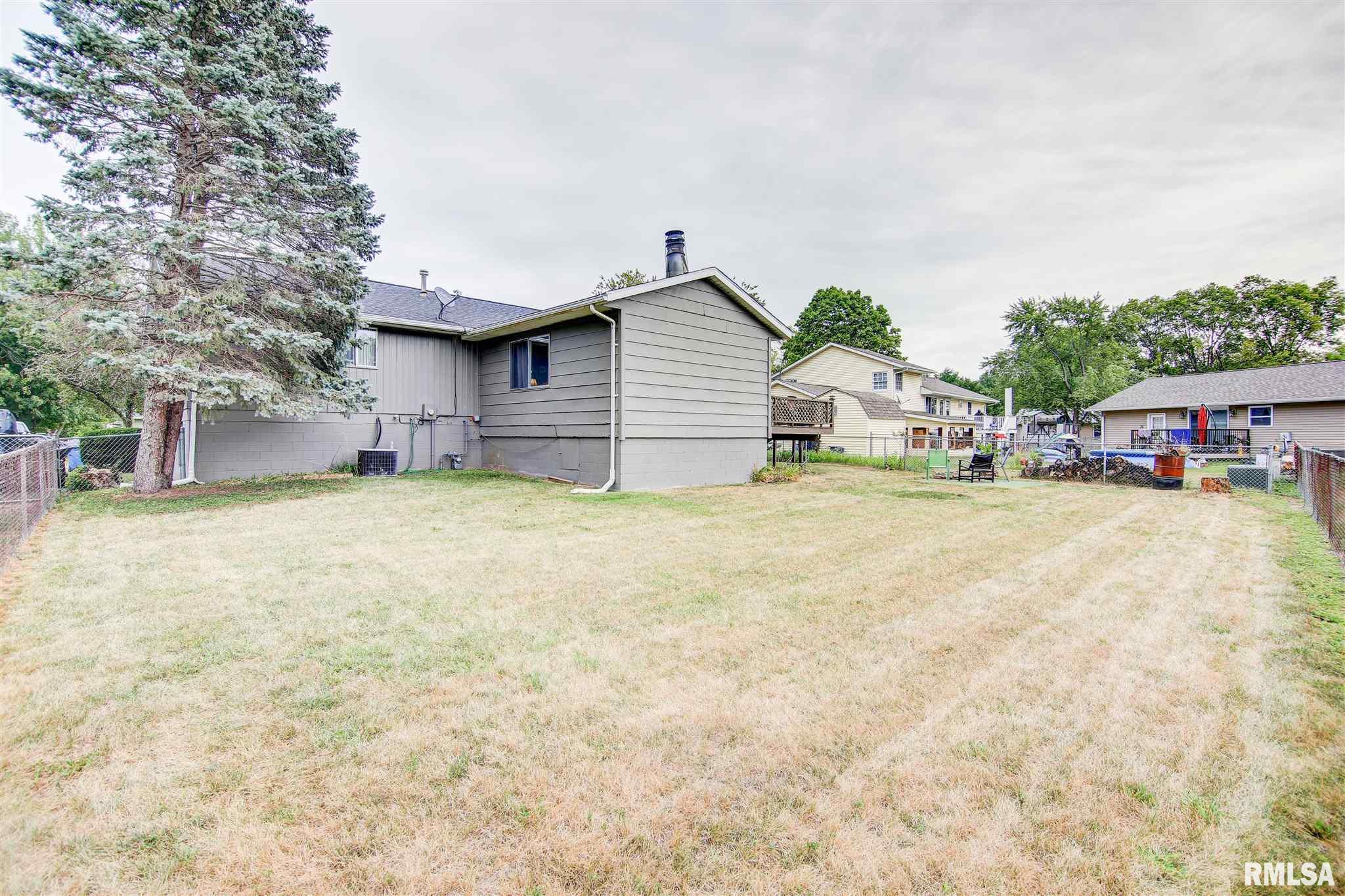 1611 Middle Road Camanche, IA 52730 - Photo 19 of 19 Gallery Image 19