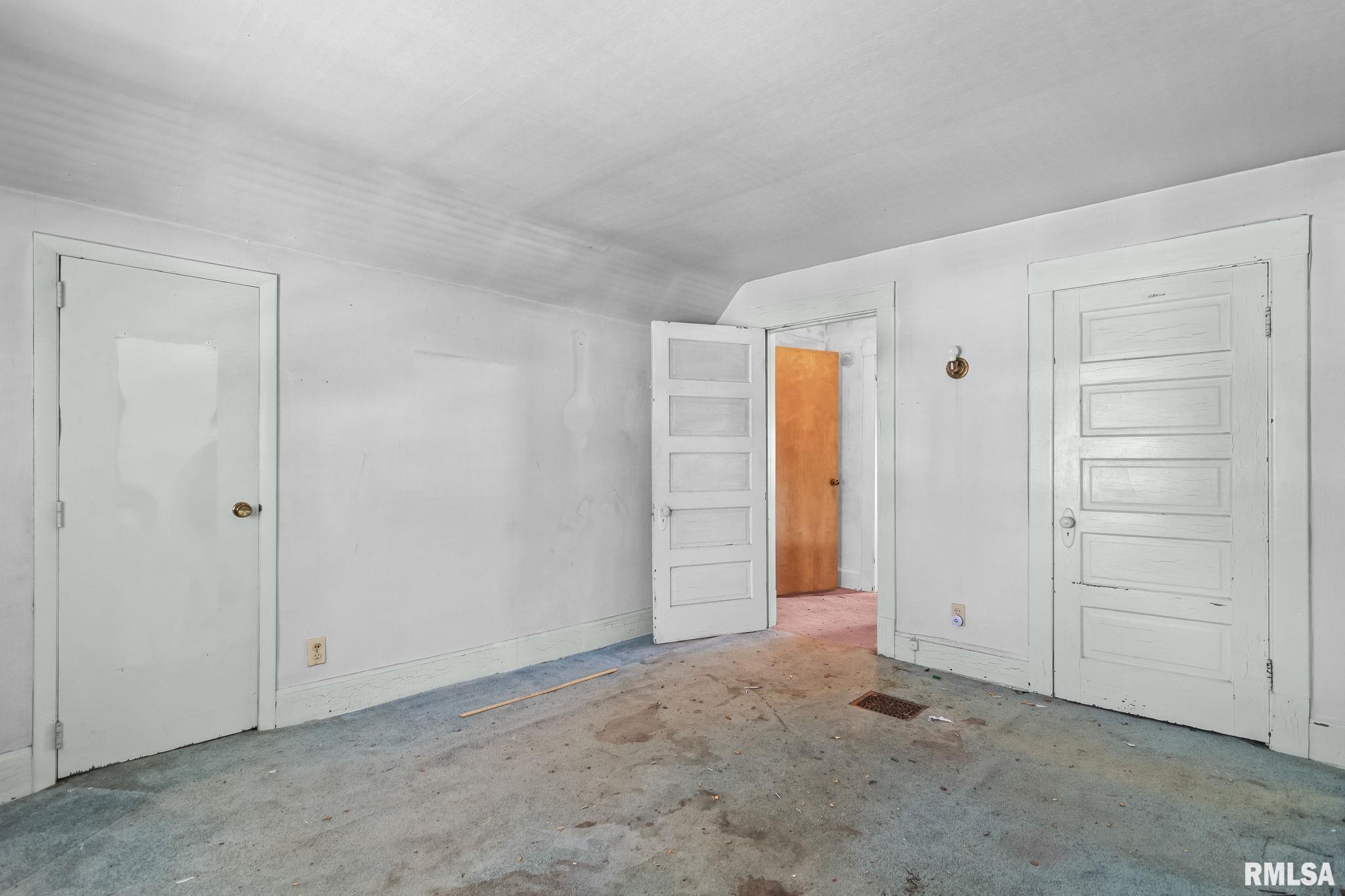 2161 South 10th Street Springfield, IL 62703 - Photo 18 of 29