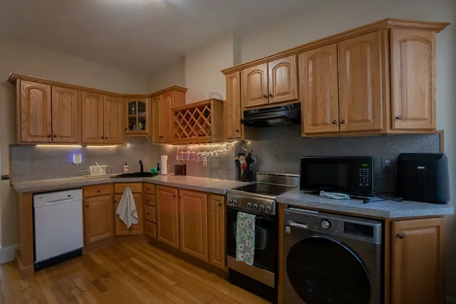 $3,200 | 7 Anderson Street, Unit 5, Boston, MA 02114