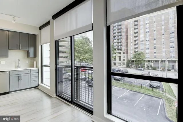 $2,300 | 1320 Fenwick Lane, Unit 202, Silver Spring, MD 20910