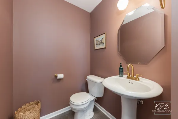 $525,000 | 4122 Chelsea Mnr Circle, Aurora, IL 60504
