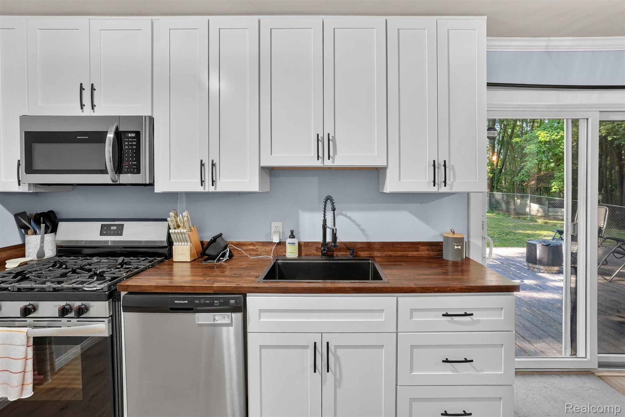 8696 West Sargent Road Fowlerville, MI 48836 - Photo 17 of 36 Kitchen