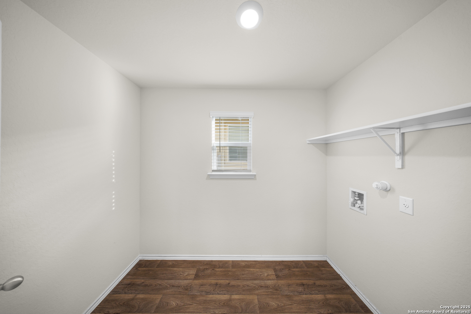 1023 Andean Emerald San Antonio, TX 78253 - Photo 11 of 19 a view of a small space