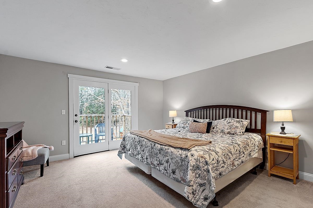 60 Bean Road Merrimack, NH 03054 - Photo 22 of 40