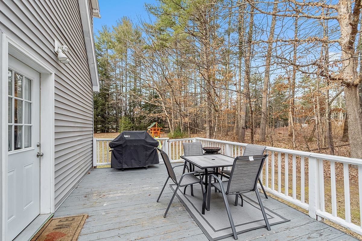 60 Bean Road Merrimack, NH 03054 - Photo 34 of 40