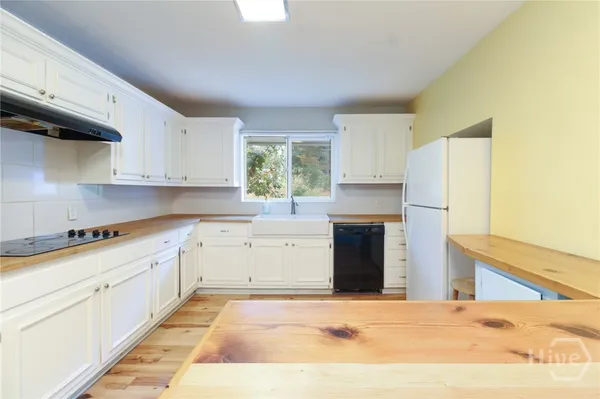 $375,000 | 352 Greencrest Drive, Athens, GA 30605