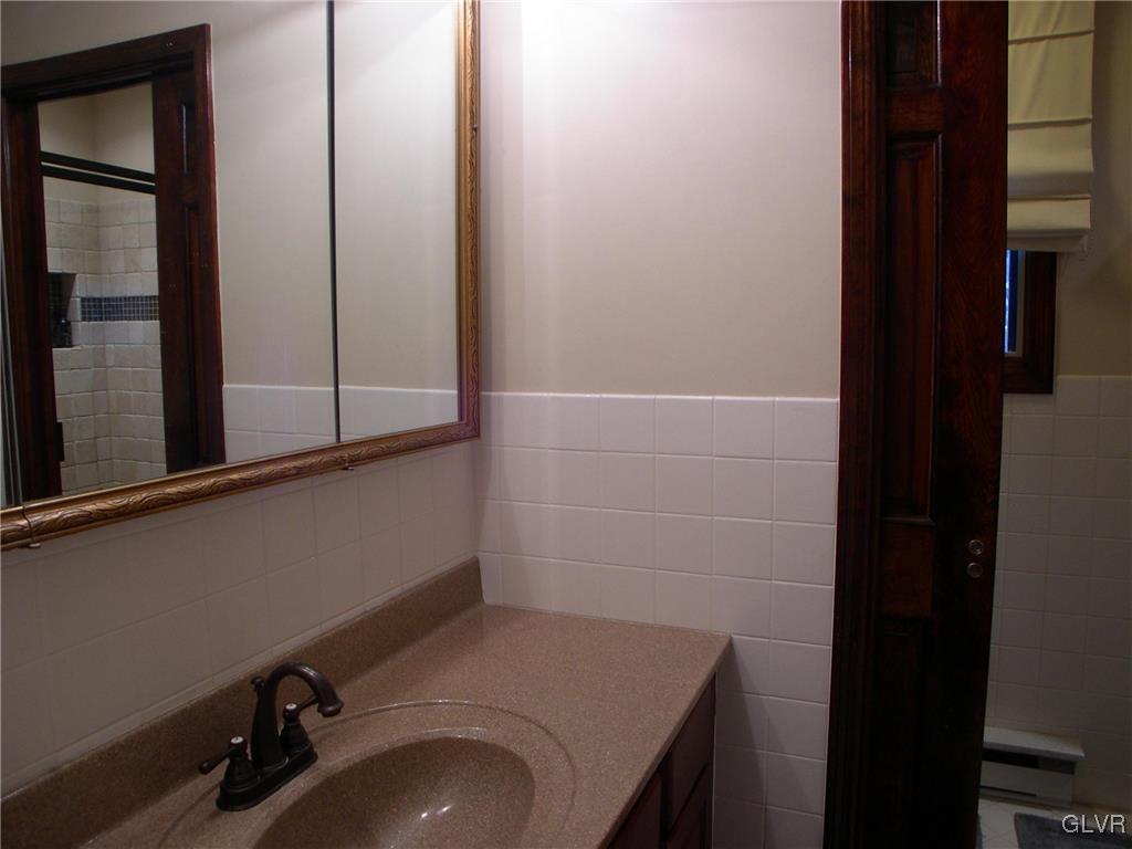 1422 Hampton Road Allentown, PA 18104 - Photo 18 of 47 Gallery Image 18