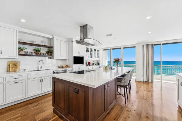 $5,995,000 | 19950 South Beach Road, Unit 7S, Jupiter, FL 33469