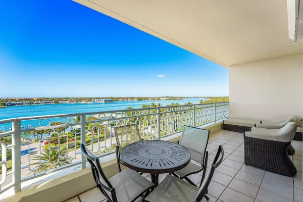 $5,995,000 | 19950 South Beach Road, Unit 7S, Jupiter, FL 33469