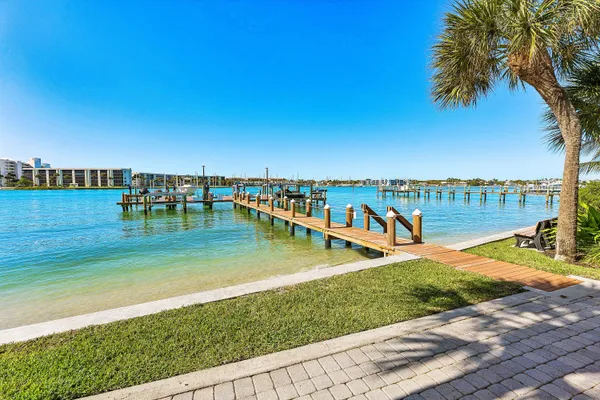 $5,995,000 | 19950 South Beach Road, Unit 7S, Jupiter, FL 33469