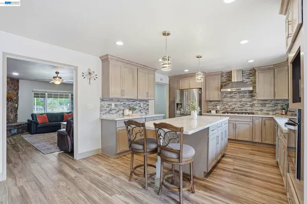 $1,425,000 | 11378 Mountain View Road, Tracy, CA 95376